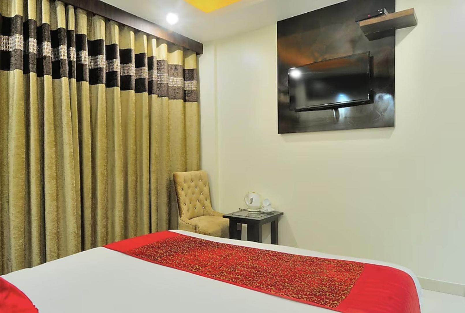 Hotel Sai Miracle - New Delhi